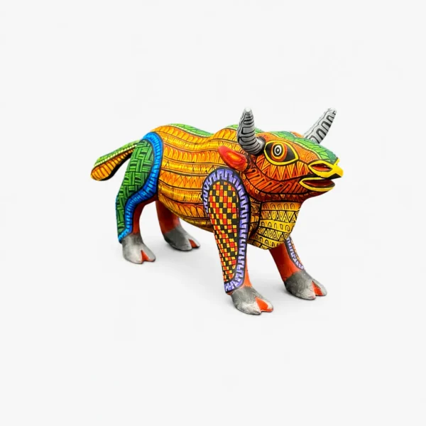 Toro alebrije – Fuerza y determinación